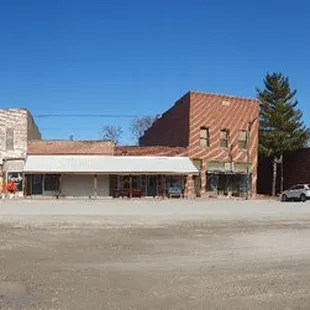 Outside of cafe. The original directions had us go down a dead end to (I guess) their original location. They're at 102 Main St.