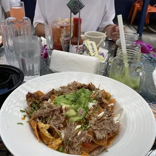 Chilaquiles w/ carnitas