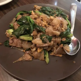 Pad See Eiw Noodles