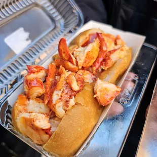 Hot lobster roll (4/5)