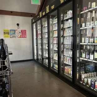 Reefer case of beverages sorted by style