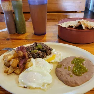 a plate of mexican food