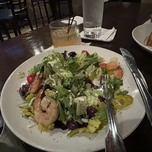Grilled shrimp salad
