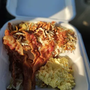 Bacon, eggs &amp; hash brown