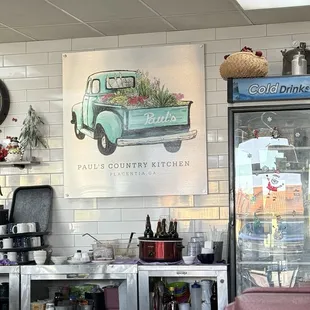 Cute decor and syrup being kept warm