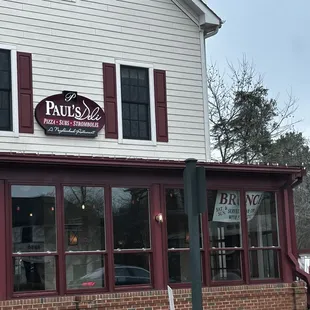 the exterior of paul&apos;s deli