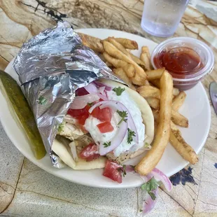 Chicken souvlaki pita