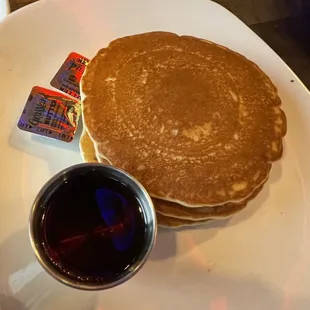 The pancakes are excellent, and they taste like they are made buckwheat.