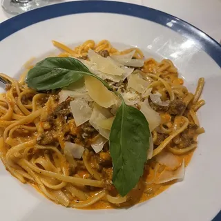 Linguini Bolognese