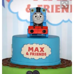 Can u give me prices on these cakes please I need to place an order for Aug 21st