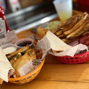 Fish tacos n poppers