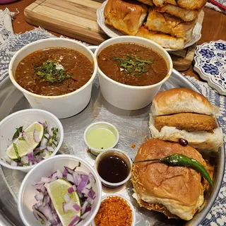 Extra Masala Pav (Tosted in Amul Butter)