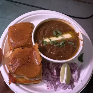Spicy Amul Cheese Pav Bhaji
