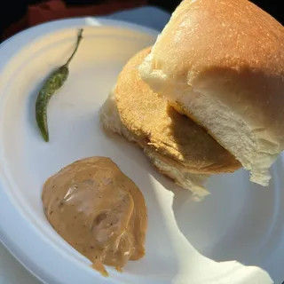 Tandoori Vada Pav (Vegan)
