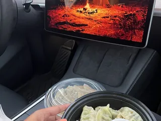 Everest Food Truck