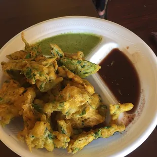 Spinach Pakora - spinach fritters