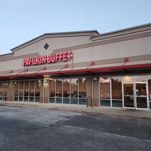 the outside of a restaurant