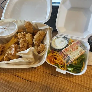 bbq wings, bbq chicken, chicken wings and fried chicken, fried chicken wings, food, chicken wings, chicken, poultry, fried chicken