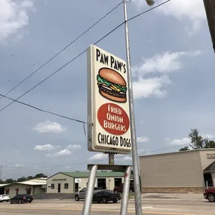 a sign for paw paw's