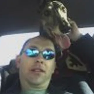 Dan M.