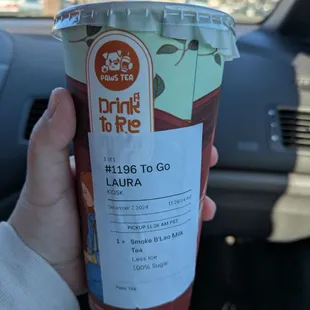 Smoke B'lao Milk Tea = interesting strong tea flavor, good with full sugar, probs better with less sugar