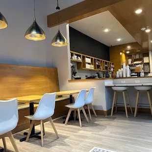 interior, ramen and noodles