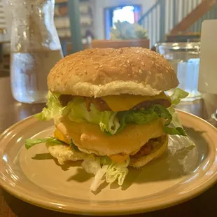 Big Love to Mama: a double vegan burger via The 88 Burger Pop-up!