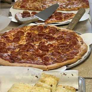 Payne's Pizza & More