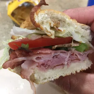 Plenty of meat, and it even has pieces of sausage on it!!