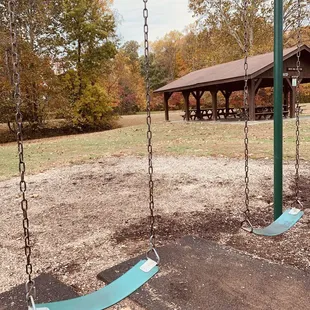 And another beautiful spot to swing!