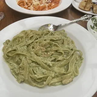 Fettuccine Pesto