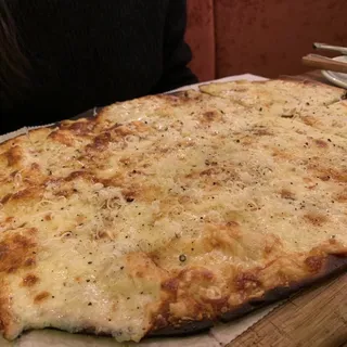 Pizza Quattro Formaggi