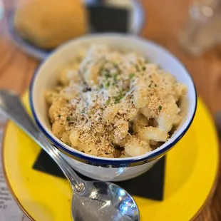Truffle mac n cheese