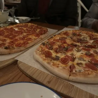 Pizza Calabrese