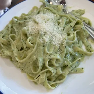 Fettuccine Pesto Fresco