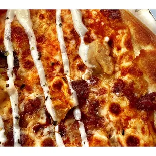 Buffalo Chicken &amp; Bacon Pizza by Slice. (Buffalo Sauce Chicken Cheese Bacon Ranch Sauce Topping) Fresh &amp; Pretty Good!