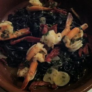 Trenette al Nero di Seppie