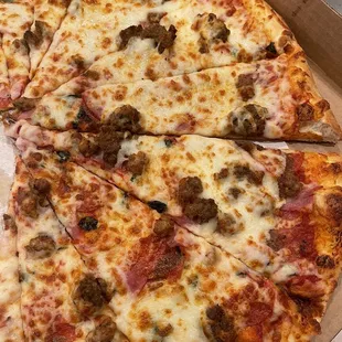 Meatlovers Pizza