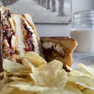 The Kitchen Sink  See more on Instagram @CheatDay_SA