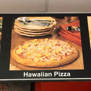 hawaiian pizza in a box