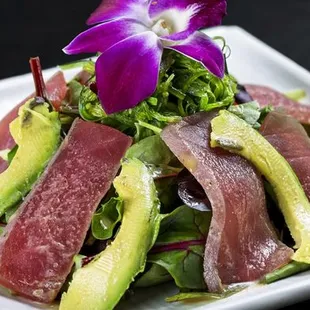 Seared tuna salad