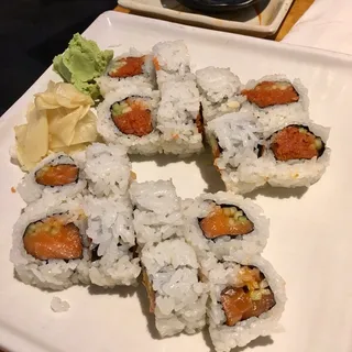 Spicy Salmon Roll