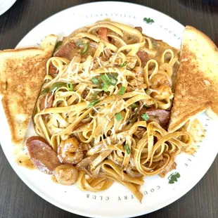 Bayou Cajun Pasta Alfredo with Toast