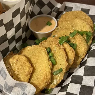 Appetizer fried green tomatoes