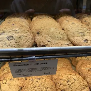 PCC bakery vegan chocolate chip cookies.