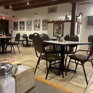 interior, crepes