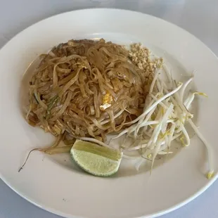 N1. Pad Thai