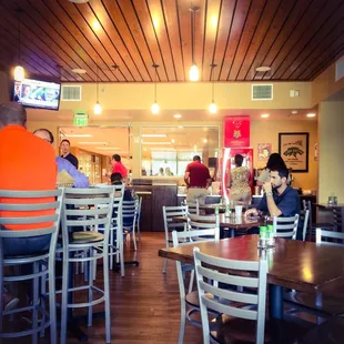 less crowded around 1pm