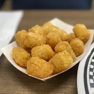 perfect HOT tator tots YUM !!! :)...