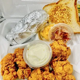 Oyster dinner - come 3, 6 or 12 oysters &amp; 2 sides. Cornmeal crusted Gulf Oysters. Fabulous. Added 2 "moi fave oysters lists"  OuiOui :)...